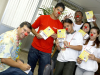 Dr-Risadinha-autografando-seu-livro-Sorria-2.jpg